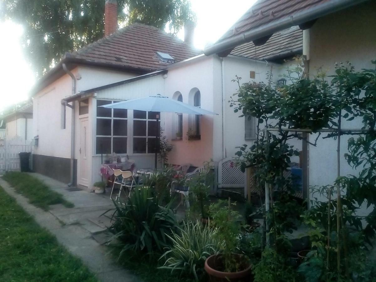 Apartman Harmony Apartamento Keszthely Exterior foto
